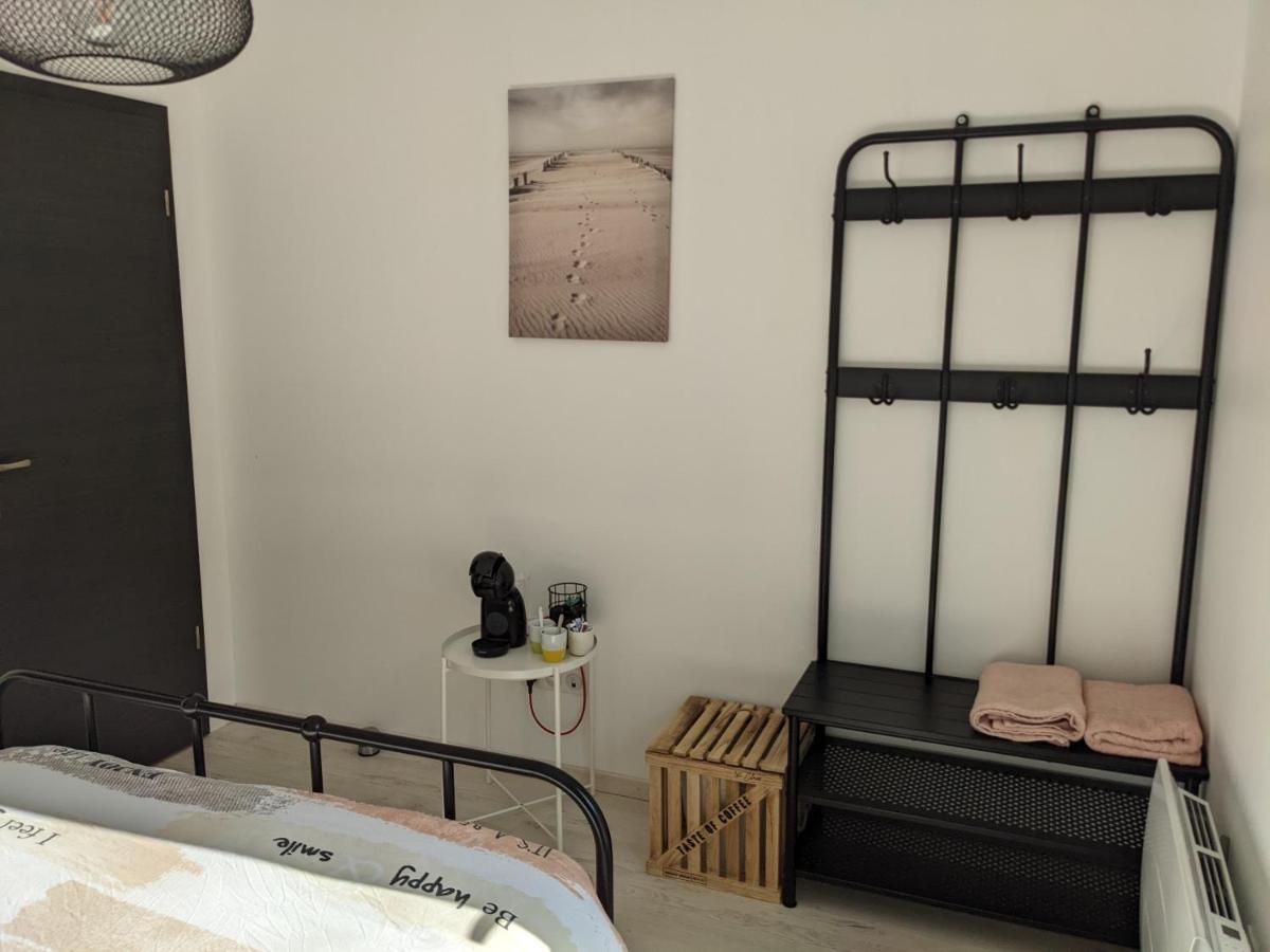 Chambre double indépendante NATURALE au sein du domaine PASSELOUP Porte Des Pierres Dorees Exterior foto